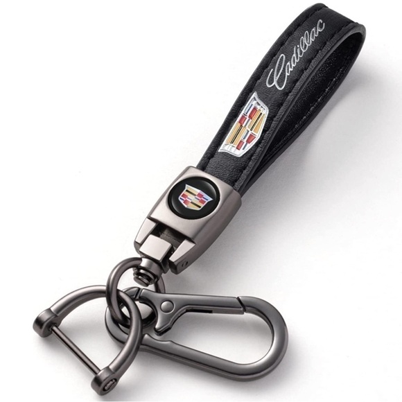 🆕 Cadillac Logo Genuine Black Leather Car Keychain Key Chain Fob Ring Holder - Picture 1 of 6
